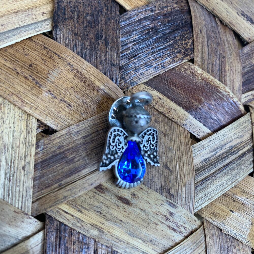 l. razza Blue Rhinestone Pewter Silver Angel Engraved  1" x .75" Brooch Pin